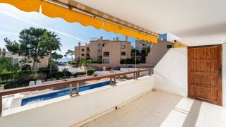Apartament a Es Camp de Mar. Apartamento con vistas al mar en venta en camp de mar, mallorca