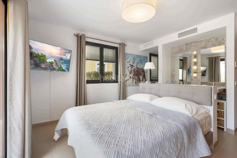 Foto 28d97fc1-2cea-4dc1-a2c7-00ea33a990d2. Planta baixa amb piscina a Es Camp de Mar Andratx