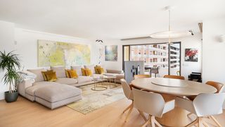 Apartament a Santa Catalina. Reformado apartamento con aparcamiento y trastero en venta en pa