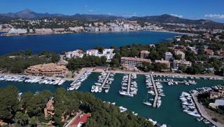 Finca rústica a Santa Ponça. Terreno en venta a un paso del club náutico de santa ponsa, mall