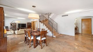 Chalet en Los Almendros-Son Rapinya. Villa con piscina en venta cerca de colegios, zona son rapinya,