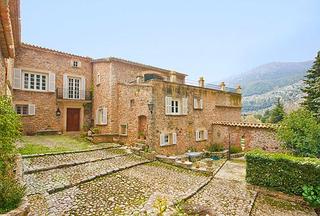 Bauernhof in Escorca. Finca rústica ubicada en venta en un valle en escorca, mallorca.
