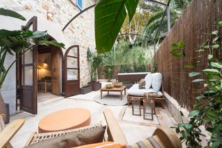 Mas à Deià. Acogedora casa de pueblo con vistas a la montaña en venta en dey