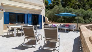 Apartament a Sóller. Apartamento con vistas parciales al mar en venta en puerto de só