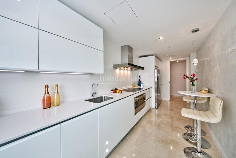 Foto 1e408e7a-9edf-4a0e-904e-79202946b739. Lloguer àtic amb calefacció aparcament piscina a Calvià