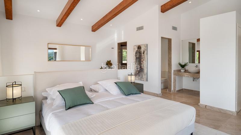 Foto 2d92deb7-ab27-4b20-a7cc-d8b90924b7cb. Chalet mit parking pool in port d´Andratx Andratx