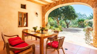 Masia a S´Alquería Blanca - Calonge. Histórica finca con una gran piscina cerca de santanyi