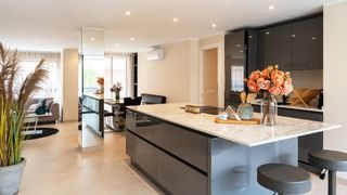 Apartament a La Missió. Piso reformado con terraza y ascensor en el centro de la ciudad