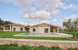 Lloguer Xalet a Sencelles. Bonita casa recién construida en alquiler en randa, algaida
