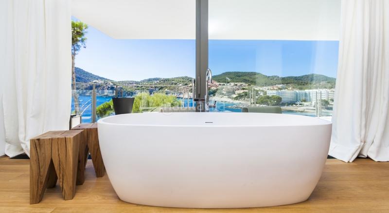 Foto 98871f3c-ba4a-46b1-828c-53448b49cad5. Chalet avec chauffage piscine dans Es Camp de Mar Andratx