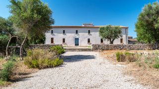 Bauernhof in Muro. Finca rustica parcialmente reformada con muchas posibilidades en