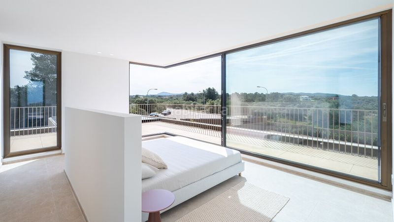 Foto 5a9f3efa-296d-45c5-992f-8ed1dfc2dbe7. Xalet amb calefacció aparcament piscina a Son Gual Palma de Mallorca