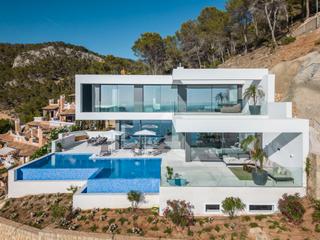 Xalet a Port D´Andratx. Impresionante villa con vistas al mar en venta en cala llamppto.