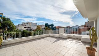 Apartament a El Terreno. Gran piso con apartamento de invitados en venta en el terreno, p