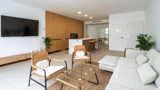 Planta baixa a Colònia Sant Jordi. Apartamento en planta baja con piscina en colonia sant jordi, ma
