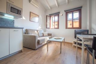 Apartament a Jaume III. Apartamentos reformados en venta en plaza porta santa catalina,