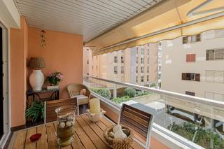 Apartament a El Terreno. Apartamento en paseo marítimo con piscina, garaje y vistas al ma