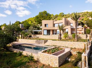 Chalet à Pollença Poble. Moderna villa de lujo con vistas al campo de golf en pollensa
