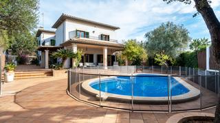 Miete Chalet in Son Xigala. Exclusiva villa en alquiler junto al golf en arabella park, palm