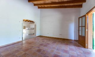 Country house in Alaró. Finca rústica con opción de ampliar entre santa maria y alaró