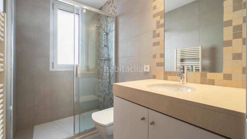 Foto 5215f2e0-724a-4ec7-9fda-6cfd92356bce. Apartament amb aparcament piscina a Es Camp de Mar Andratx