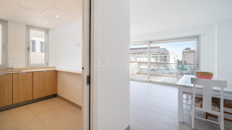 Foto f53b41c7-2c3f-4e40-9d5d-5e71adcc1439. Apartament amb aparcament piscina a Es Camp de Mar Andratx