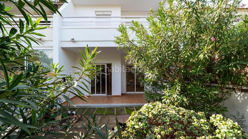 Foto 6616ecf5-75bb-4a49-b2cb-9c925b54bc5e. Casa aparellada a S´Arenal Palma de Mallorca