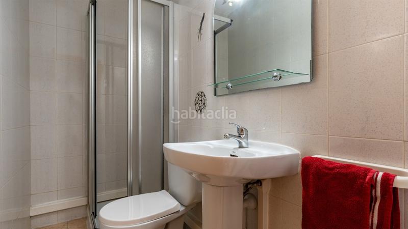 Foto a53c0134-11ab-48c5-a64d-d39b41958705. Casa aparellada a S´Arenal Palma de Mallorca