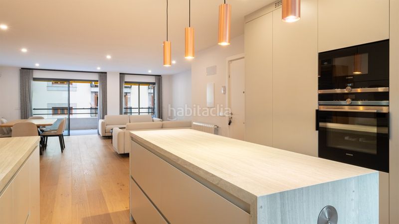 Foto 7aea2d5a-96cc-43bc-b160-214c67bea4f0. Apartament amb calefacció aparcament a Jaume III Palma de Mallorca