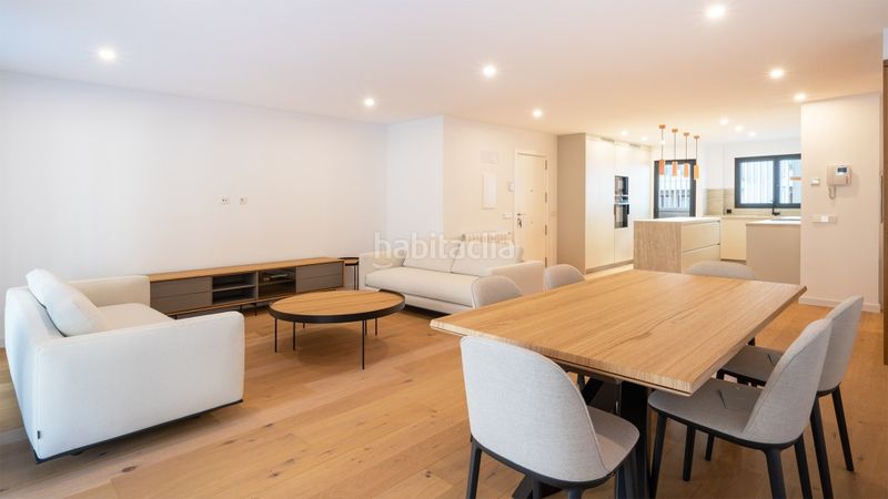 Foto 858a894c-3eae-4894-a14d-789e2f55b4a6. Apartament amb calefacció aparcament a Jaume III Palma de Mallorca