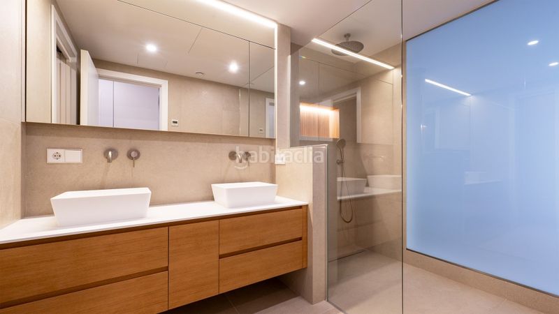 Foto c3d8aa1b-a354-4e90-a7ac-81c3e6e265c7. Apartament amb calefacció aparcament a Jaume III Palma de Mallorca