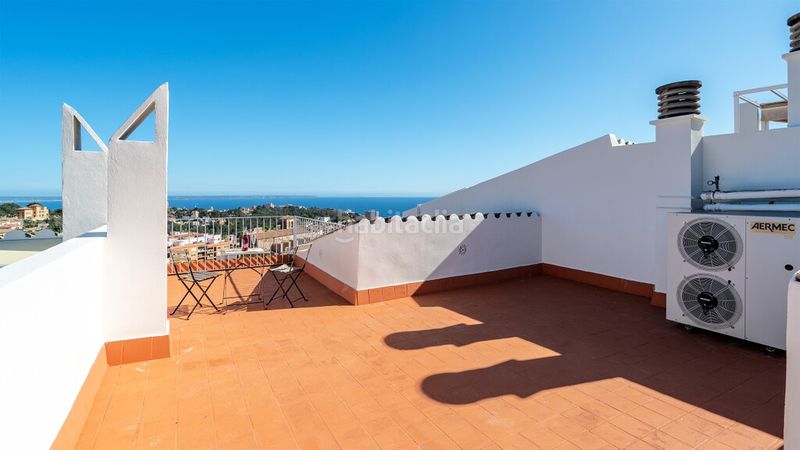 Foto 621b0307-005c-45f3-b2af-49172d4ccfd3. Casa aparellada amb aparcament piscina a Gènova Palma de Mallorca