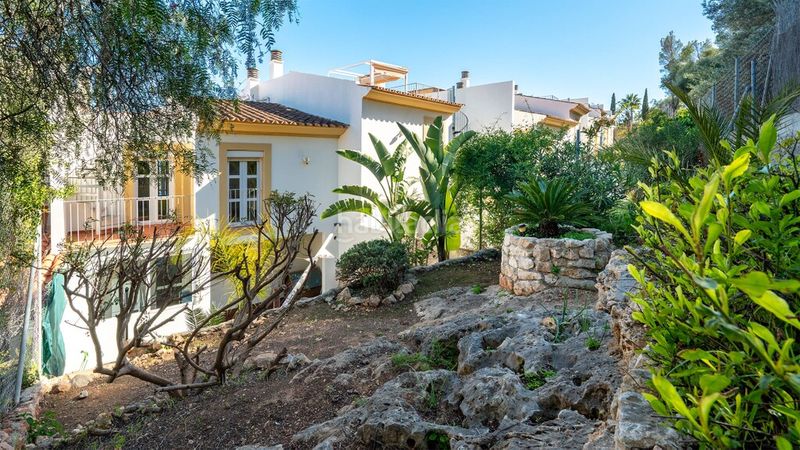 Foto 69bf9f3b-b16f-498d-8de8-6f8419aff998. Casa aparellada amb aparcament piscina a Gènova Palma de Mallorca