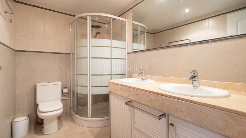 Foto 72755d58-16f7-4878-8f8a-17ad02a6a61d. Casa aparellada amb aparcament piscina a Gènova Palma de Mallorca