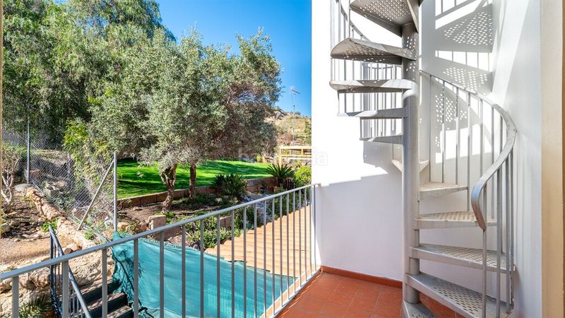 Foto ed2b79a3-b0dd-42b4-bbf1-d58bc3ae36f5. Casa aparellada amb aparcament piscina a Gènova Palma de Mallorca