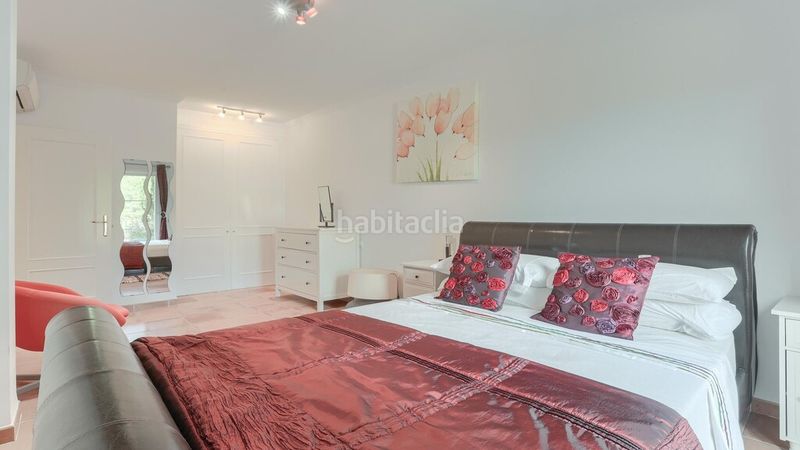 Foto 16b18537-7107-4a5f-be15-cf324a88d383. Xalet amb calefacció piscina a Es Camp de Mar Andratx