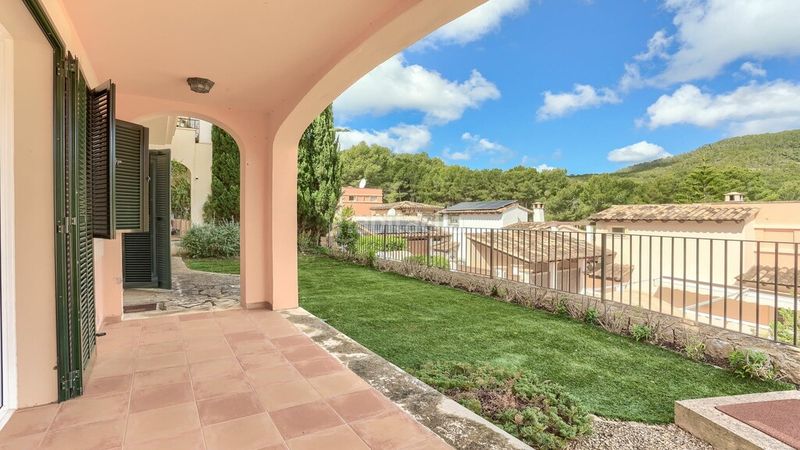 Foto 3e35d298-2162-4325-9a5e-8dda76b69b3a. Xalet amb calefacció piscina a Es Camp de Mar Andratx