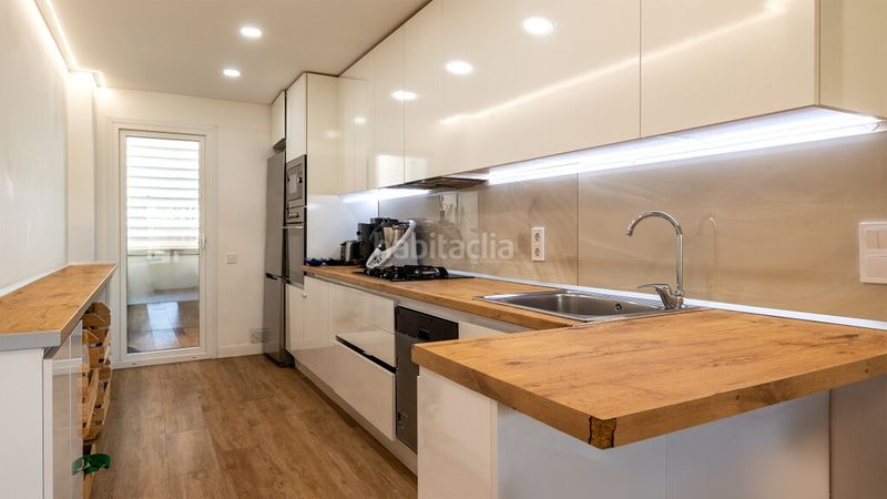 Foto 2b2af96a-bacc-4e01-95a5-f9fb3e7c85e4. Apartament amb aparcament piscina a Portals Nous Calvià