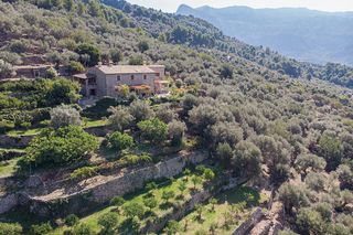 Mas à Sóller. Preciosa finca rústica en una zona tranquila y soleada de soller