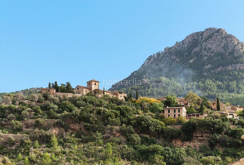 Foto c5d9f4bd-b06a-47b0-b932-053d1019bc5e. Masia amb calefacció piscina a Deià