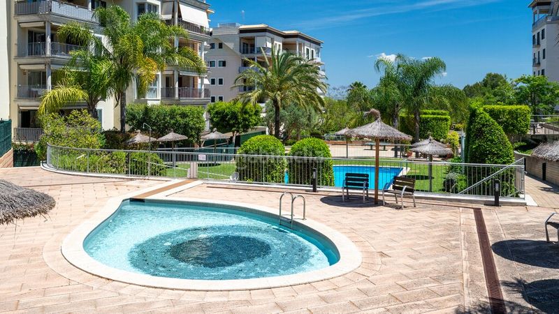 Foto 801d2bb4-947f-435a-8b1b-454393252706. Apartament amb calefacció aparcament piscina a Sa Teulera Palma de Mallorca