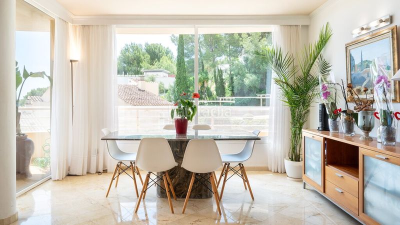 Foto b428f6ee-86f2-48cf-88e9-8346f4f751a5. Apartament amb aparcament piscina a Cas Català-Illetes Calvià