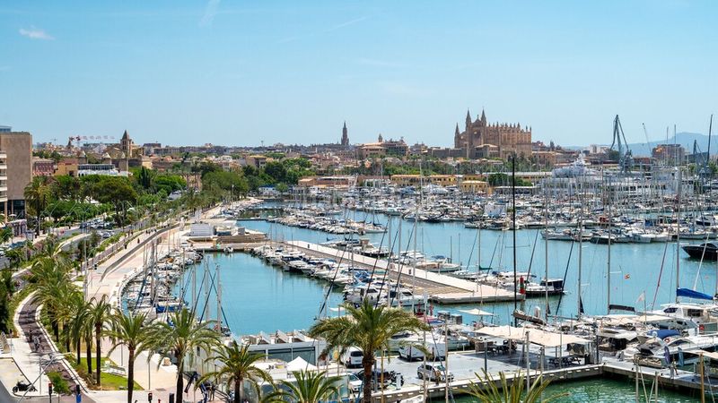 Foto f9b90924-6b56-4580-b60b-12cc40802f78. Apartament amb calefacció aparcament a Son Armadams Palma de Mallorca