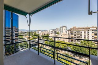 Affitto Piccolo appartamento in Plaça dels Patins. Piso de lujo con vistas panorámicas en paseo mallorca