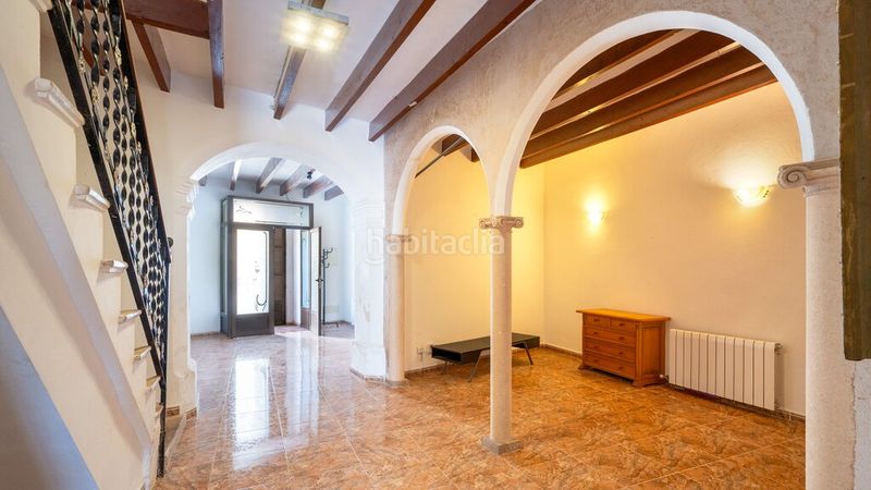 Foto cf58275e-a1fe-4c14-a797-e65df1237221. Masia a Algaida