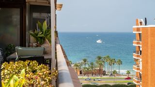 Ático en Foners. Encantador ático con gran terraza y vistas panorámicas en palma