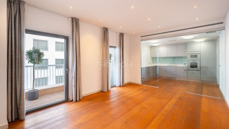 Foto 75a71cb9-7edc-40eb-9694-a54191733265. Apartament amb calefacció aparcament a Jaume III Palma de Mallorca