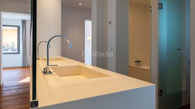 Foto e172f282-02ab-4314-9e2f-0879703997f2. Apartament amb calefacció aparcament a Jaume III Palma de Mallorca
