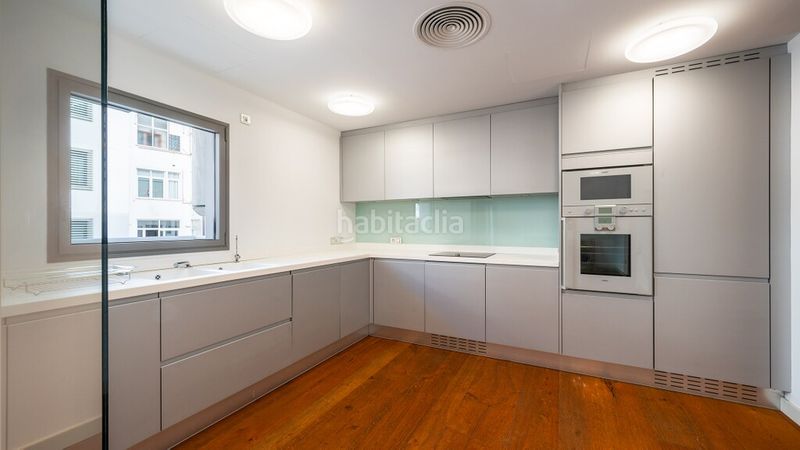 Foto f40a2d68-f78e-4461-8b1b-d159abf96ff9. Apartament amb calefacció aparcament a Jaume III Palma de Mallorca