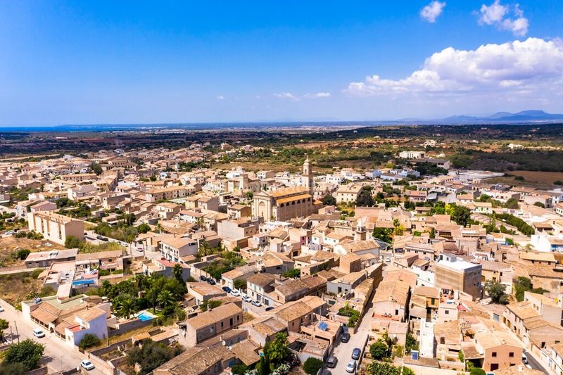 Foto 1e2e9be3-e865-4c49-9d05-b5b4edc8a865. Finca rústica parcela rústica con proyecto en Ses Salines poble Ses Salines